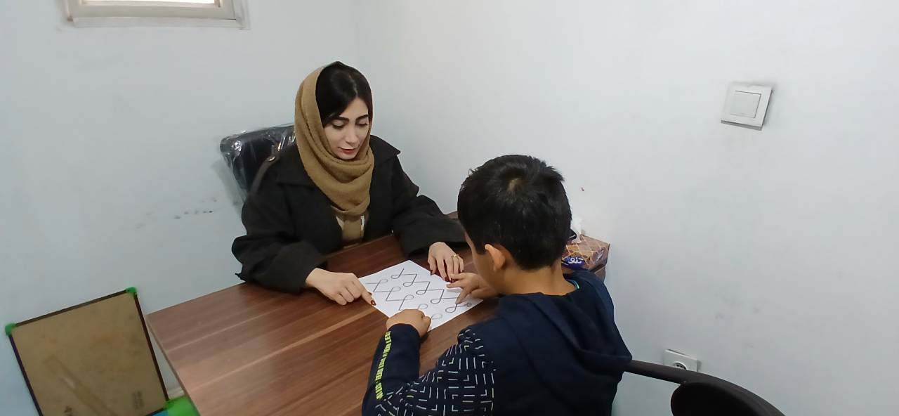 راه های مدیریت و مقابله با حسادت در کودکان اوتیسم